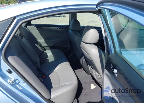 2011 Hyundai Sonata Hybrid Hybrid from USA, damaged, VIN KMHEC4A4XBA018357